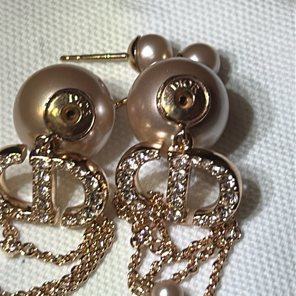 DIOR TRIBALES Earrings Pink-Finish Metal With Pink Resin Pearls and Crystals - Picture 6 of 8